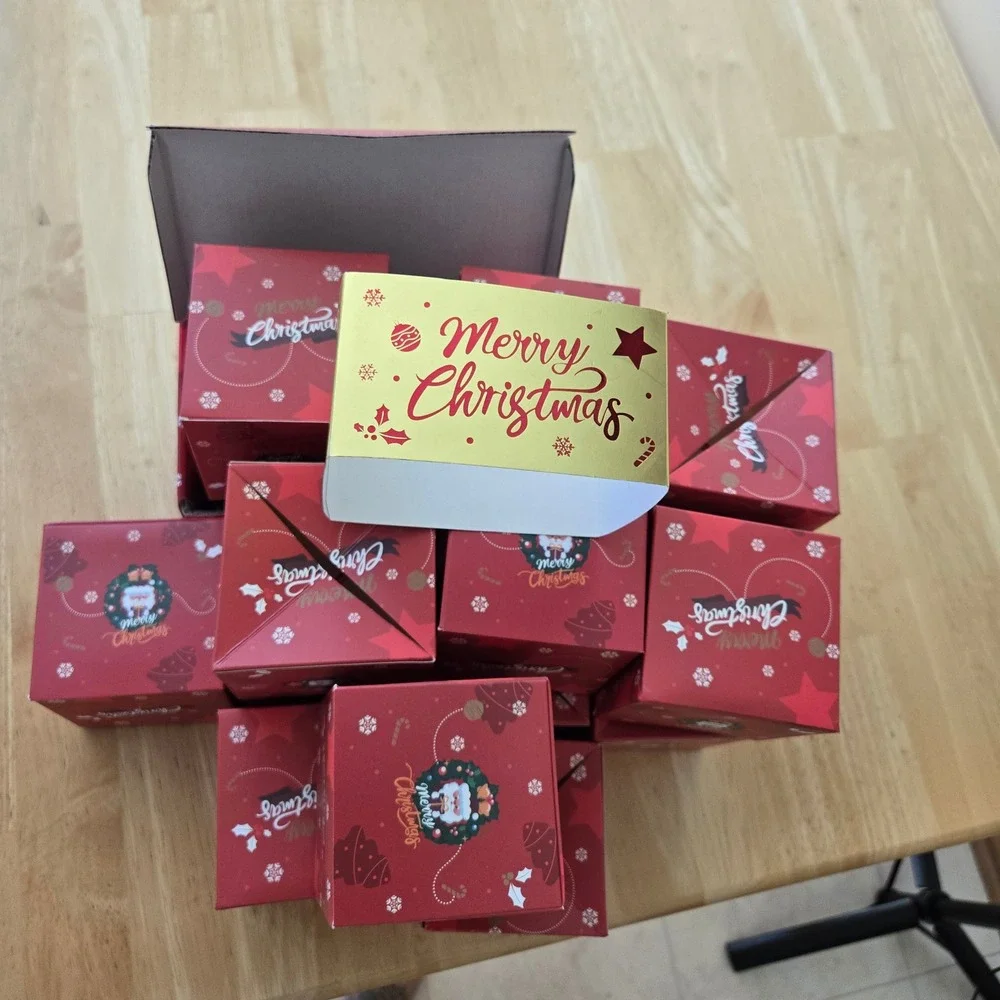 Merry Christmas Gift Boxes Red Santa Wreath Treat Boxes Gold Sleeve Holiday